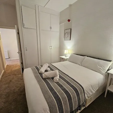 Central Cosy Flat, Long Term Welcome
